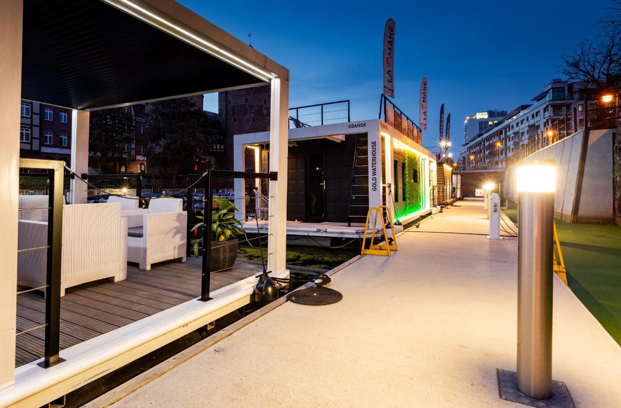 Domy Na Wodzie - La Mare Motlava Houseboats With Sauna By Downtown Apartments Gdańsk Exteriör bild