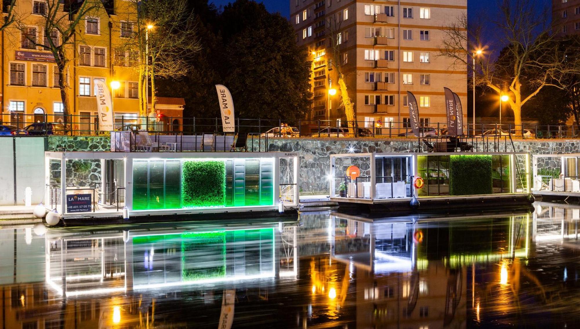 Domy Na Wodzie - La Mare Motlava Houseboats With Sauna By Downtown Apartments Gdańsk Exteriör bild
