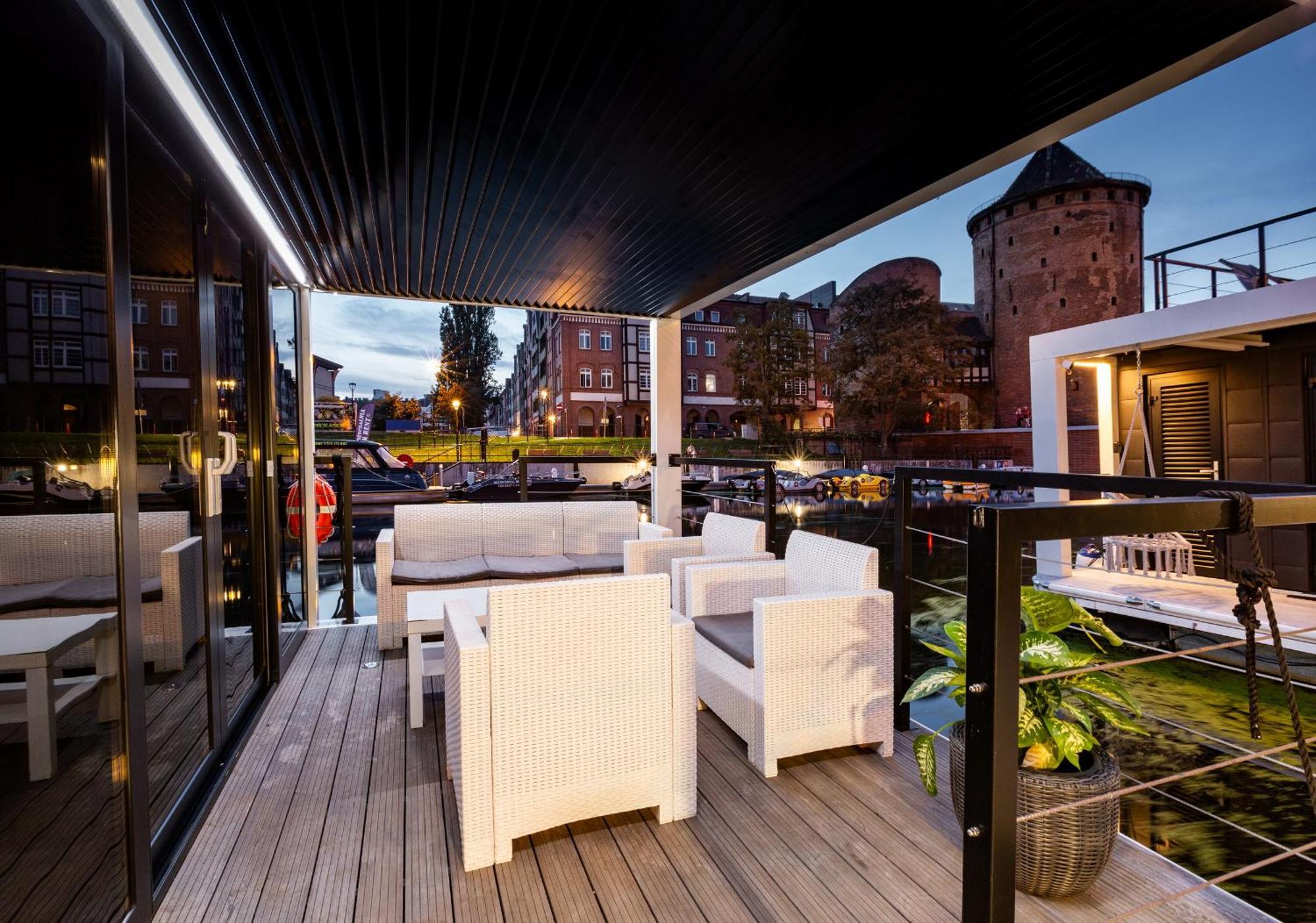 Domy Na Wodzie - La Mare Motlava Houseboats With Sauna By Downtown Apartments Gdańsk Exteriör bild